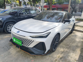 长安UNI-V 2023款 2.0T 领速版