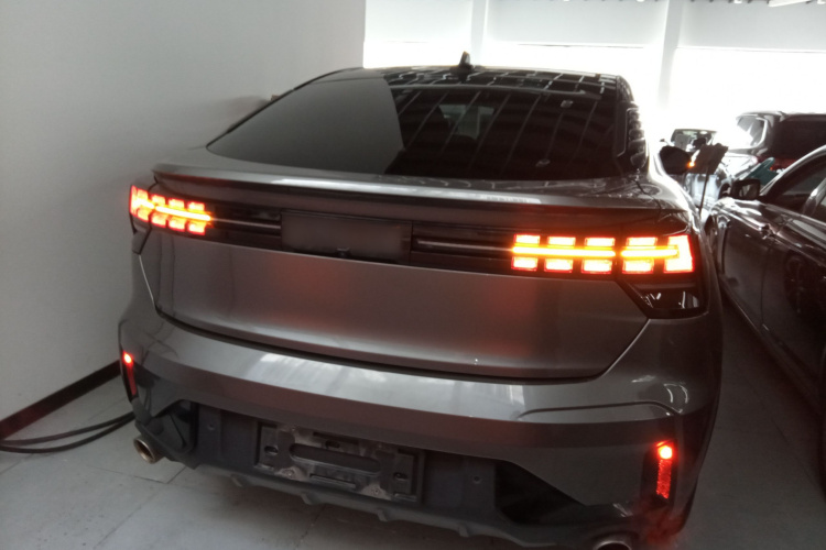 领克05 2020款 2.0TD 四驱劲Halo车身外观6004