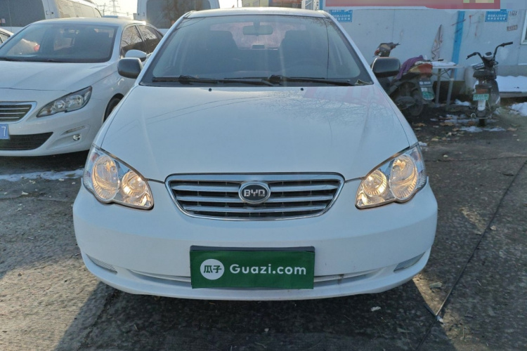 比亚迪F3 2020款 1.5L 手动经典型车身外观2