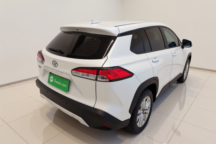 丰田 卡罗拉锐放 2023款 2.0L 精英版车身外观7