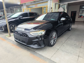 奥迪S4 2023款 S4 3.0TFSI