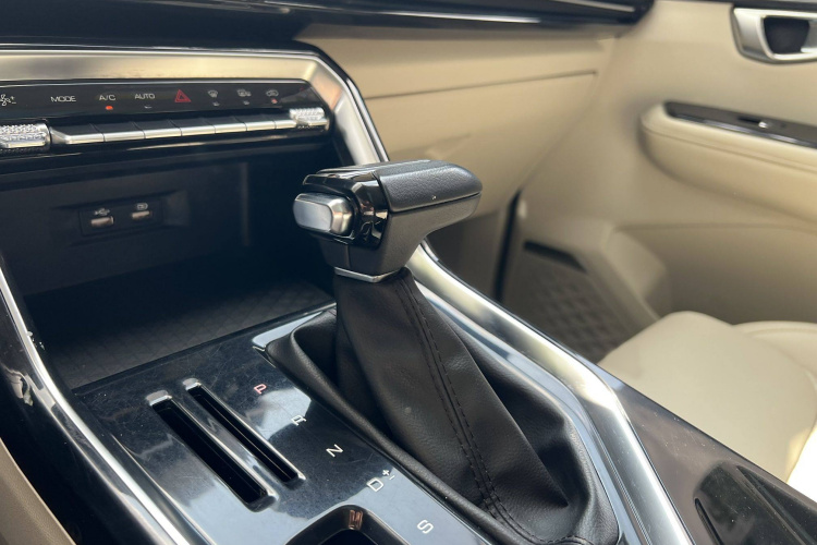 五菱汽车 五菱星辰 2021款 1.5T CVT星曜版局部细节18