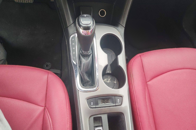 雪佛兰 科鲁兹 2017款 1.5L 自动先锋天窗版中控内饰7004