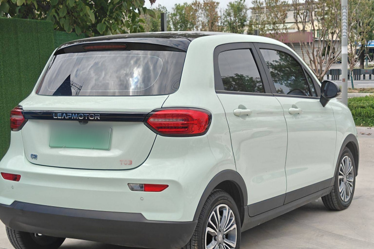 零跑汽车 零跑T03 2024款 403舒享版车身外观6009