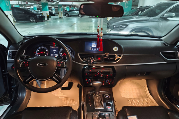 江汽集团 瑞风A60 2017款 1.5TGDI 自动豪华商务型中控内饰12