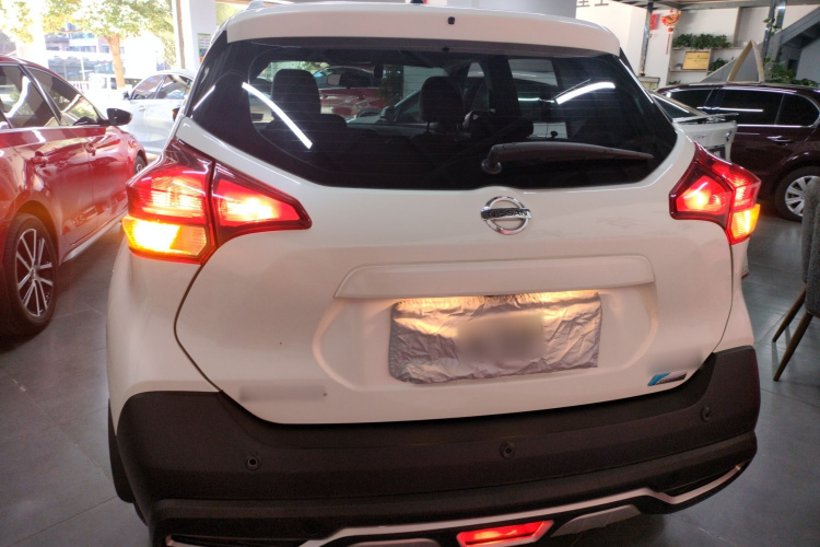 日产 劲客 2018款 1.5L CVT智联豪华版车身外观6