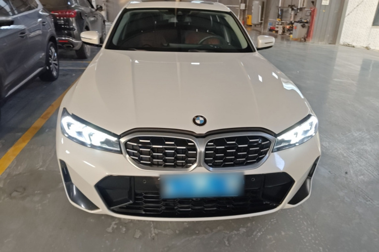 宝马3系 2024款 325Li M运动套装车身外观2