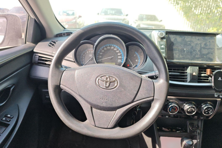 丰田 YARiS L 致炫 2016款 改款 1.5E CVT魅动版中控内饰13