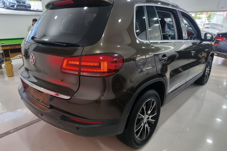 大众 途观 2016款 300TSI 自动四驱豪华版车身外观7