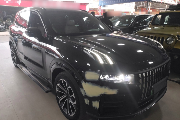 领克09 EM-P 2023款 2.0TD EM-P 远航版AM 六座车身外观3