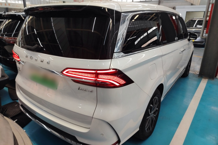 荣威iMAX8新能源 2025款 1.5T DMH 陆尊奢享版车身外观7