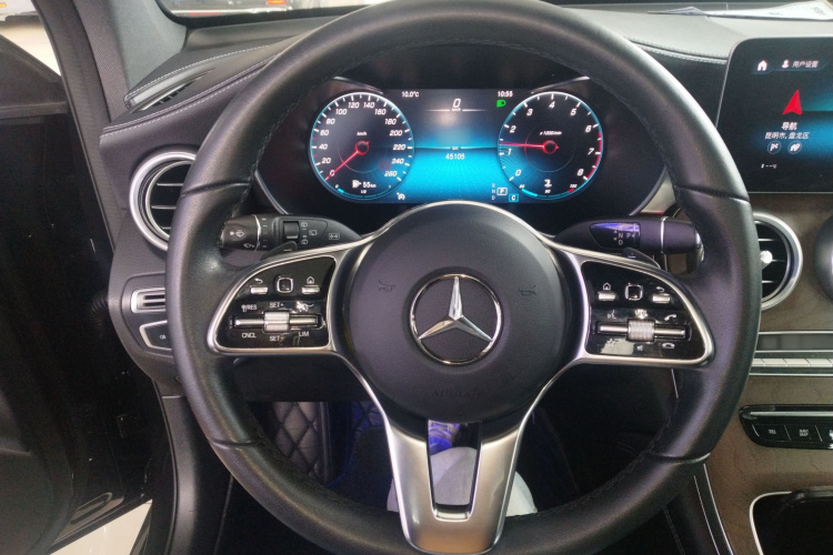 奔驰GLC 2020款 GLC 260 L 4MATIC 豪华型局部细节13