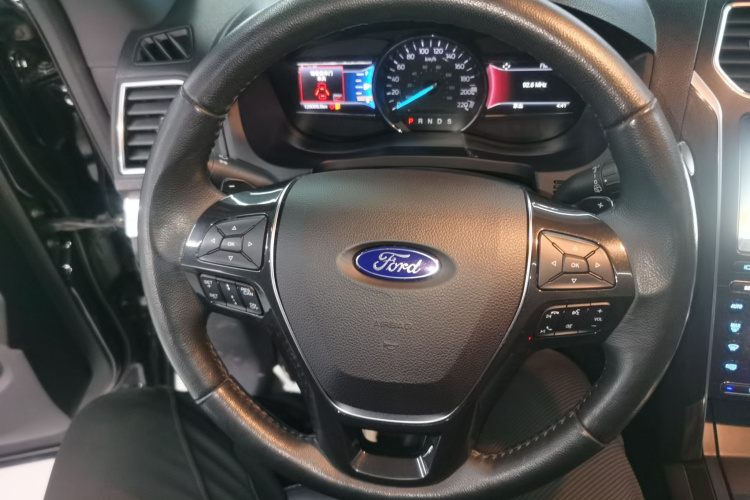 福特 探险者(进口) 2017款 2.3T 精英版局部细节13