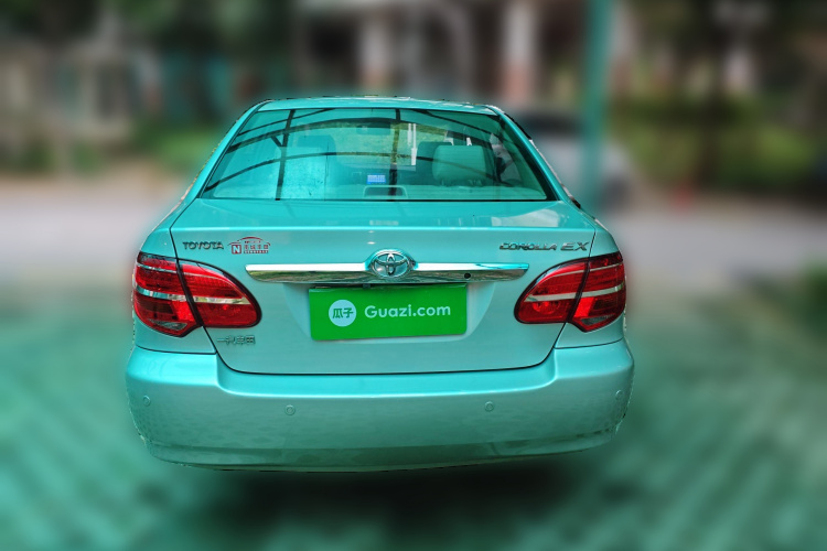 丰田 花冠 2013款 1.6L 自动豪华版车身外观6004