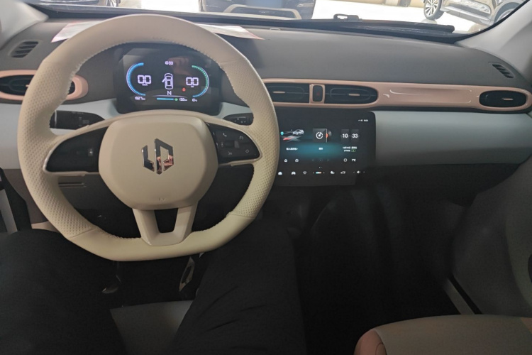 零跑汽车 零跑T03 2025款 310舒享版中控内饰12