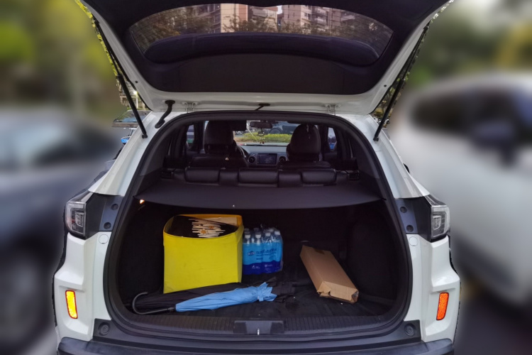 思铭 东风本田X-NV 2020款 风驰版中控内饰23