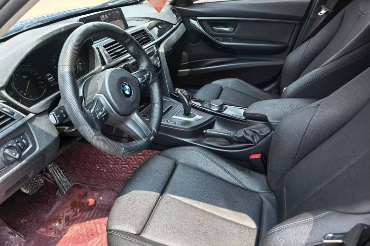 宝马3系 2019款 320Li M豪华套装中控内饰7003