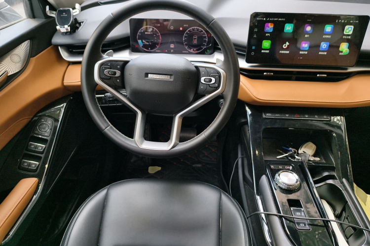 哈弗H6 2021款 第三代 1.5T 自动两驱Max中控内饰13