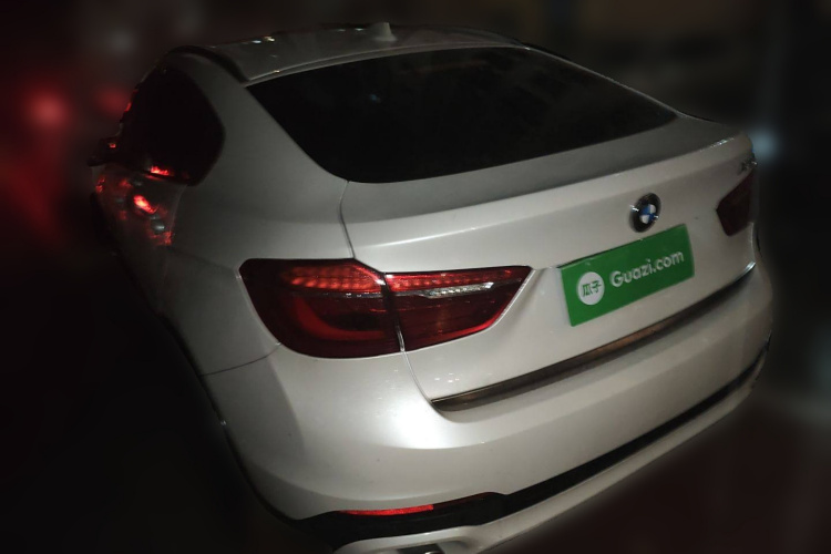 宝马X6 2017款 xDrive28i车身外观5