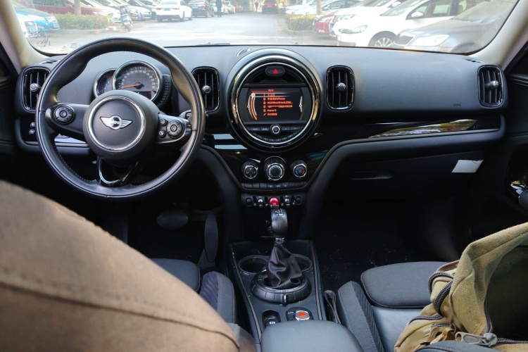 MINI Countryman 2017款 1.5T COOPER ALL4中控内饰7002