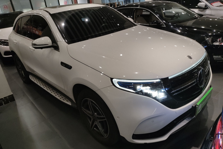 奔驰EQC 2022款 改款 EQC 400 4MATIC车身外观3