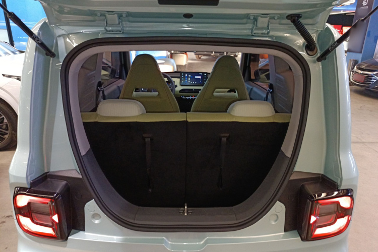 吉利银河 2024款 熊猫mini 200km 耐力熊局部细节23