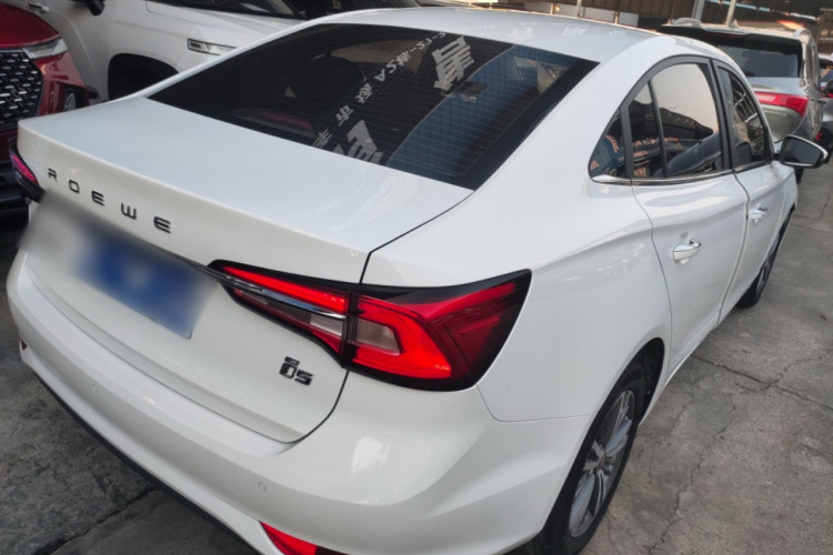 荣威i5 2019款 1.5L 手动4G互联朗豪版车身外观7