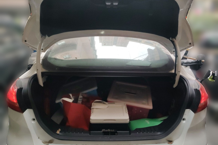 福特 福克斯 2015款 三厢 EcoBoost 180 自动旗舰型局部细节23