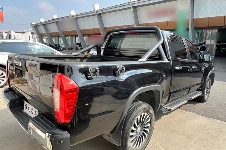 福田 大将军G9 2021款 2.0T装甲大将军手动两驱休闲版乐享型长箱4F20TC车身外观6004