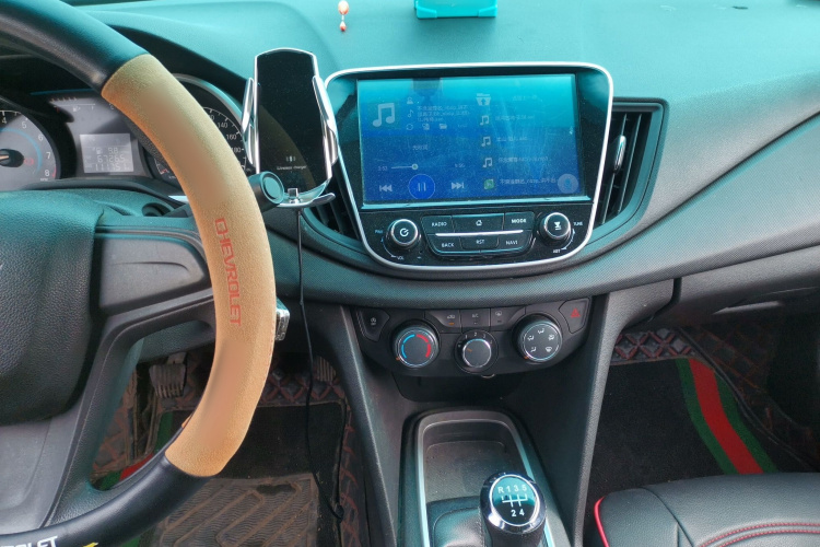 雪佛兰 科沃兹 2016款 1.5L 手动欣享版局部细节16