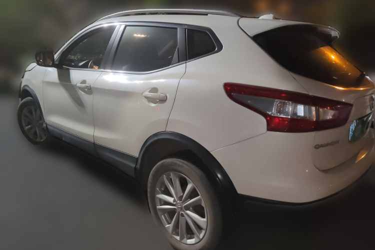 日产 逍客 2016款 1.2T CVT时尚版车身外观6003