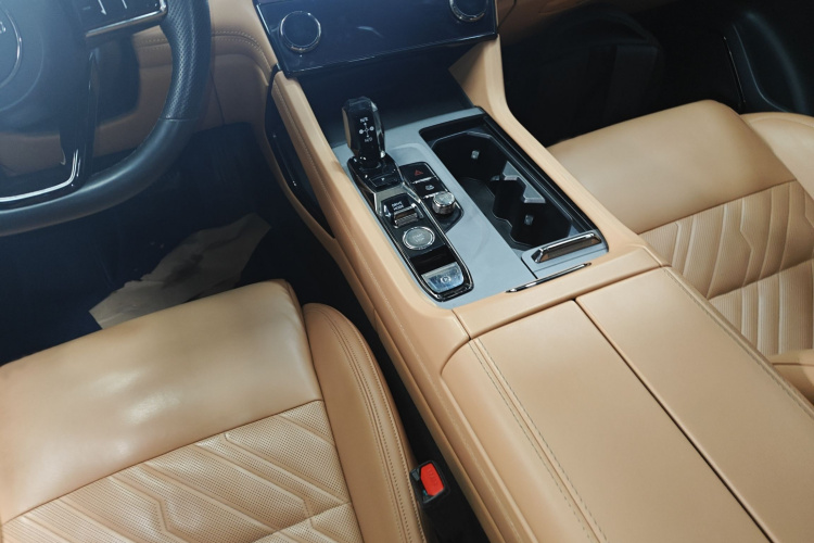 领克09 2021款 2.0T Ultra 六座局部细节18