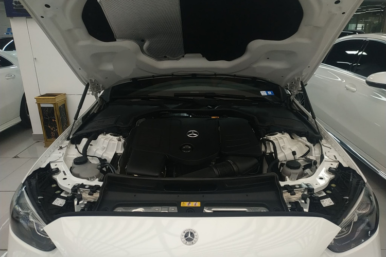 奔驰C级 2023款 改款 C 260 L 运动版局部细节24