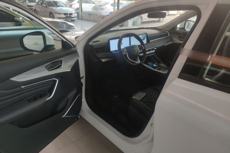 启辰大V DD-i 2025款 虎鲸 150km 畅游版中控内饰20