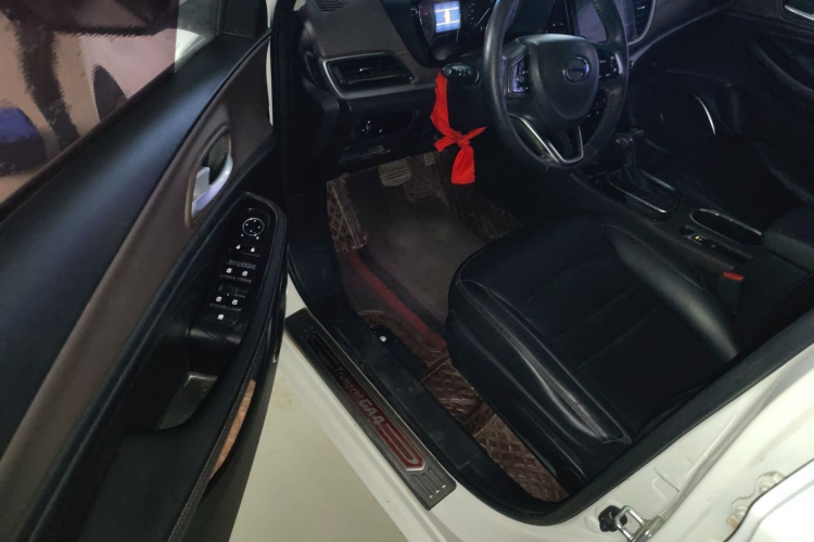 广汽传祺 传祺GA4 2018款 200T 自动豪华版中控内饰7002