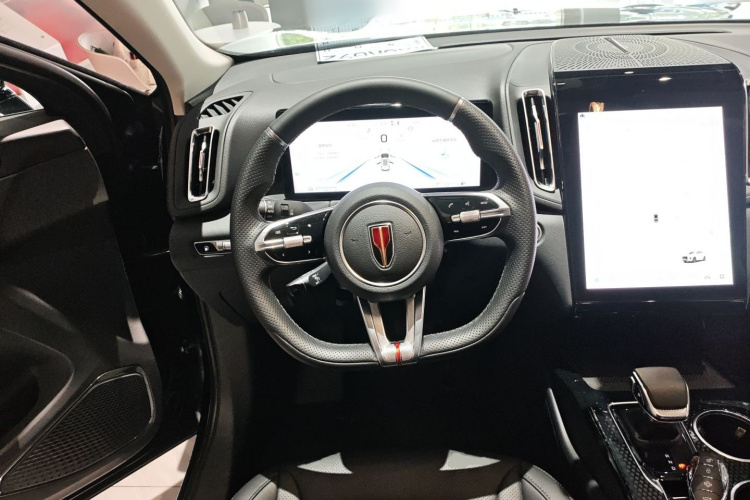 红旗HS3 PHEV 2024款 PHEV 115km 劲为版中控内饰13