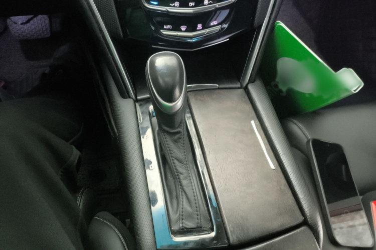 凯迪拉克XTS 2018款 28T 技术型局部细节18