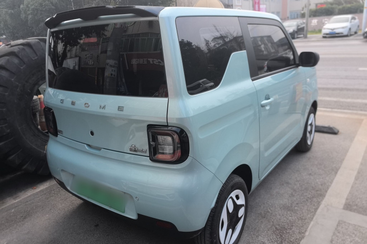 吉利银河 2025款 210km 熊猫卡丁车身外观7