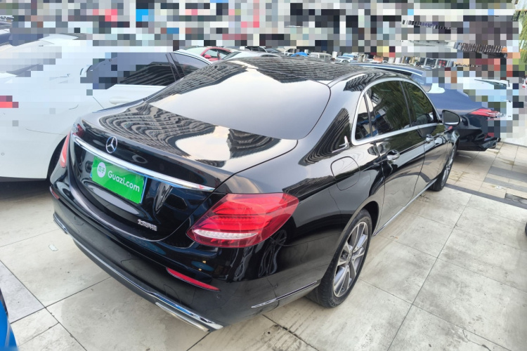 奔驰E级 2019款 E 260 L车身外观6005