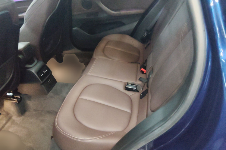 宝马X1 2020款 sDrive25Li 领先型中控内饰7004