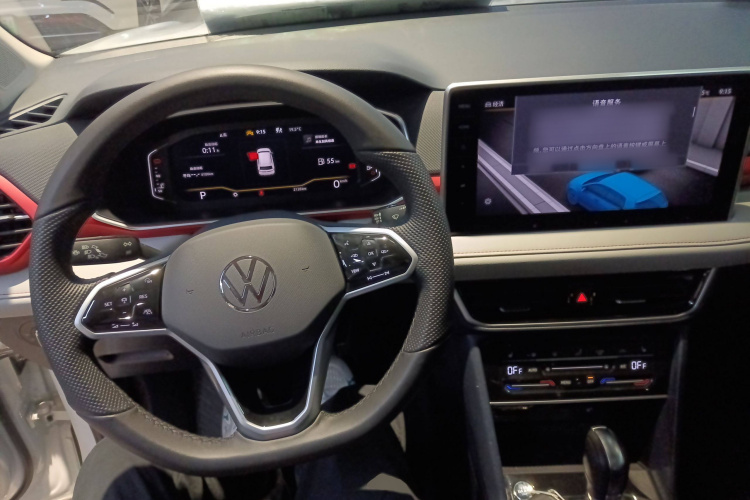 大众 途岳 2023款 300TSI 两驱月尊版中控内饰12