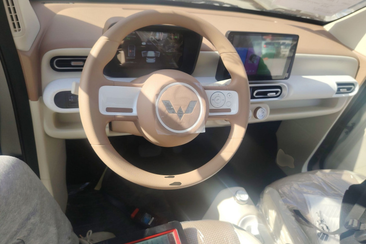 五菱汽车 宏光MINIEV 2024款 第三代 215km 青春版中控内饰12