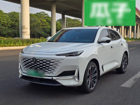 长安UNI-K 智电iDD 2022款 蓝鲸iDD 130km 1.5T 尊贵型