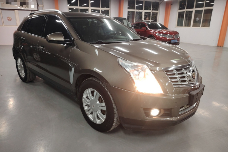 凯迪拉克SRX 2013款 3.0L 精英型车身外观6002