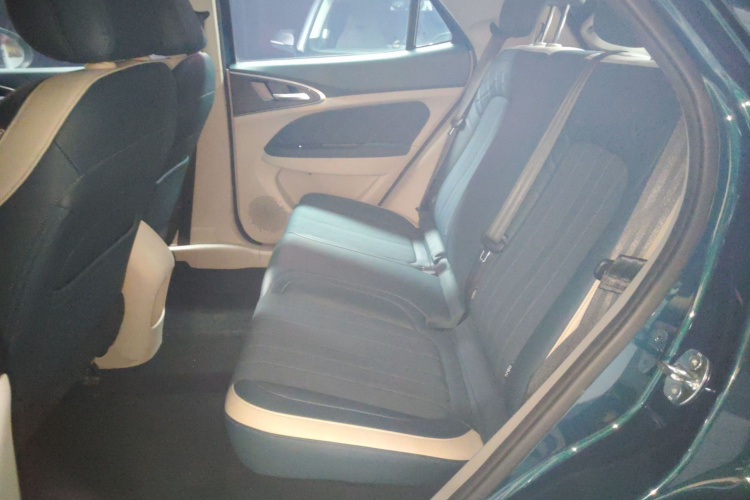 欧拉好猫 2022款 400km标准续航 豪华型 磷酸铁锂中控内饰21