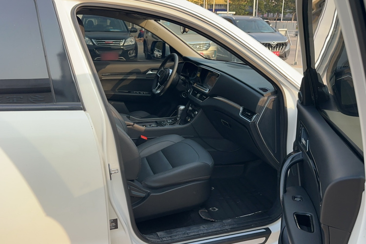 众泰T600 Coupe 2017款 1.5T 自动豪华型中控内饰7003