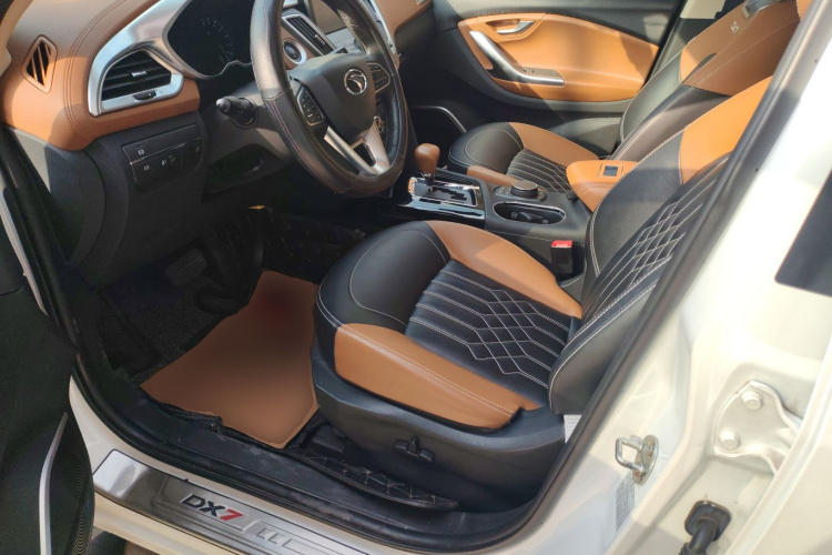 东南DX7 2018款 1.5T 自动豪华型中控内饰19