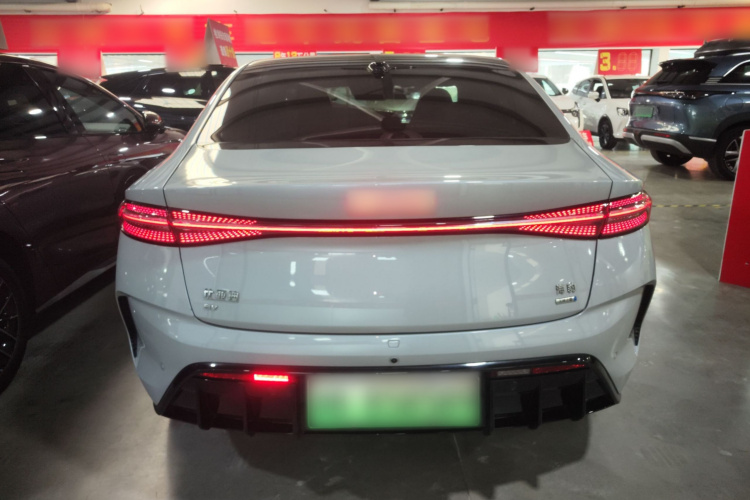 比亚迪 海豹 2025款 650智驾版车身外观6004