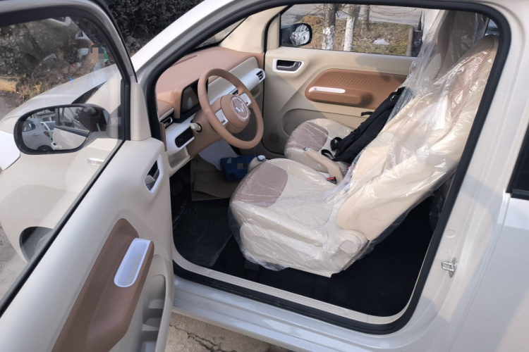 五菱汽车 宏光MINIEV 2024款 第三代 215km 青春版中控内饰20