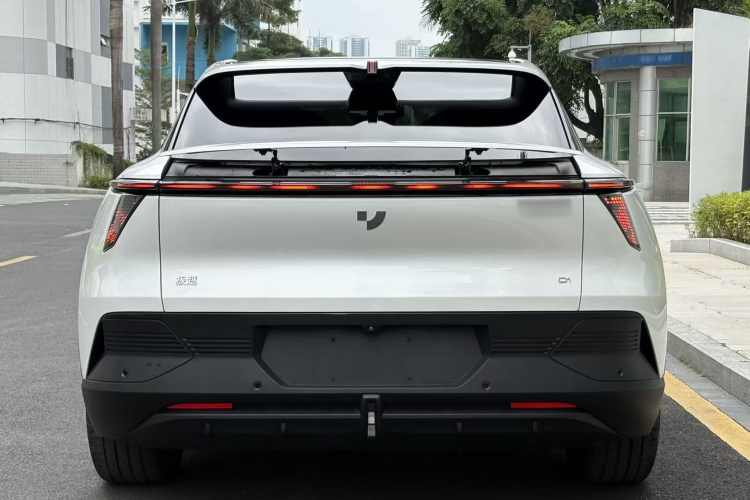 极越01 2025款 焕新款 Max 长续航版车身外观6005